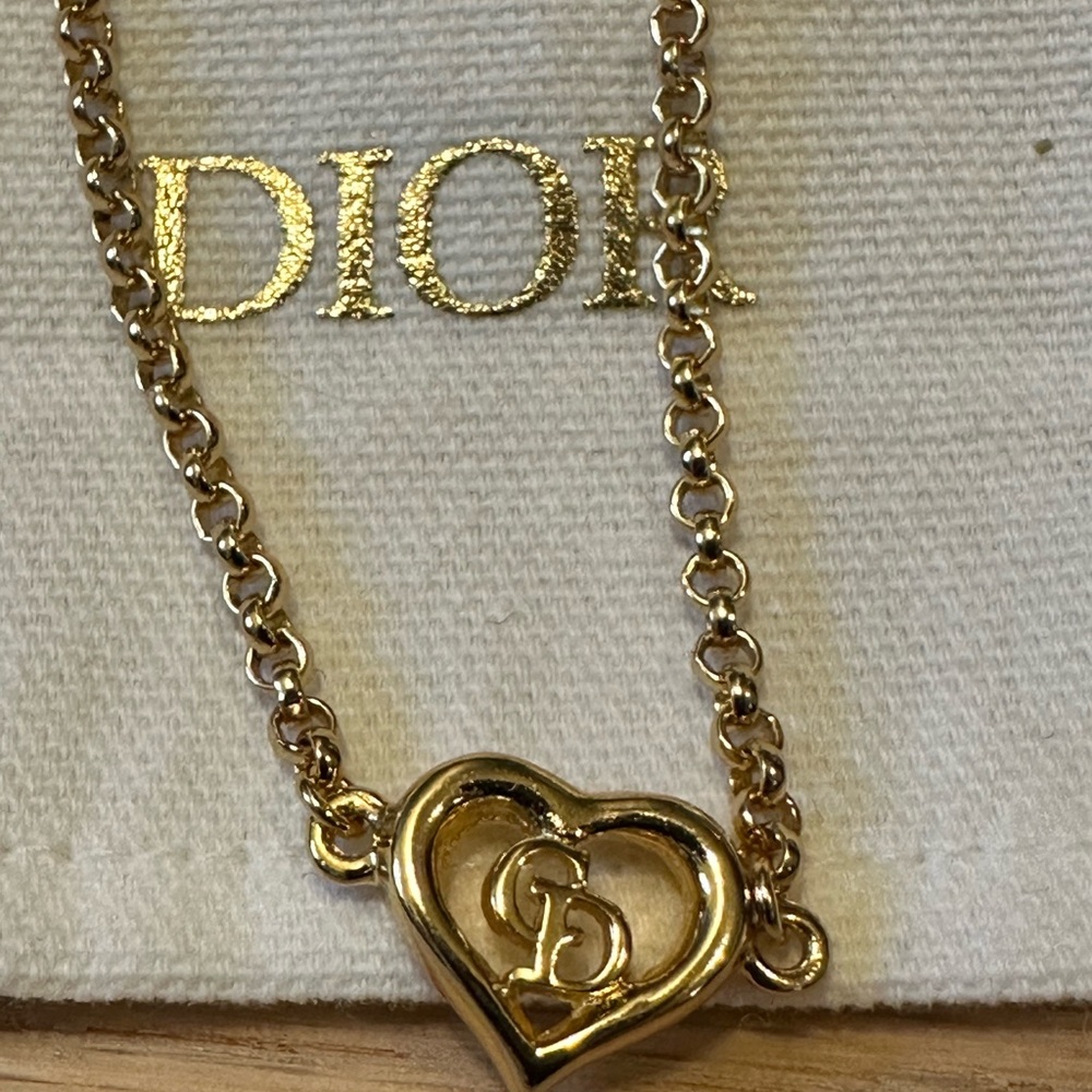Dior Vintage Heart & CD Logo Gold Plated Bracelet - Picture 6 of 6